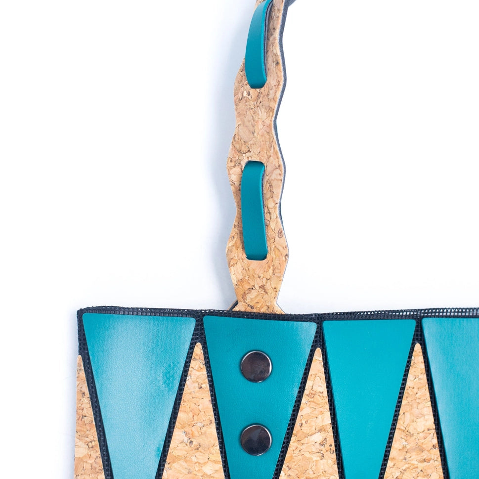 Triangle Pattern Cork Tote Bag Detail Close-Up – 35×30×12 cm