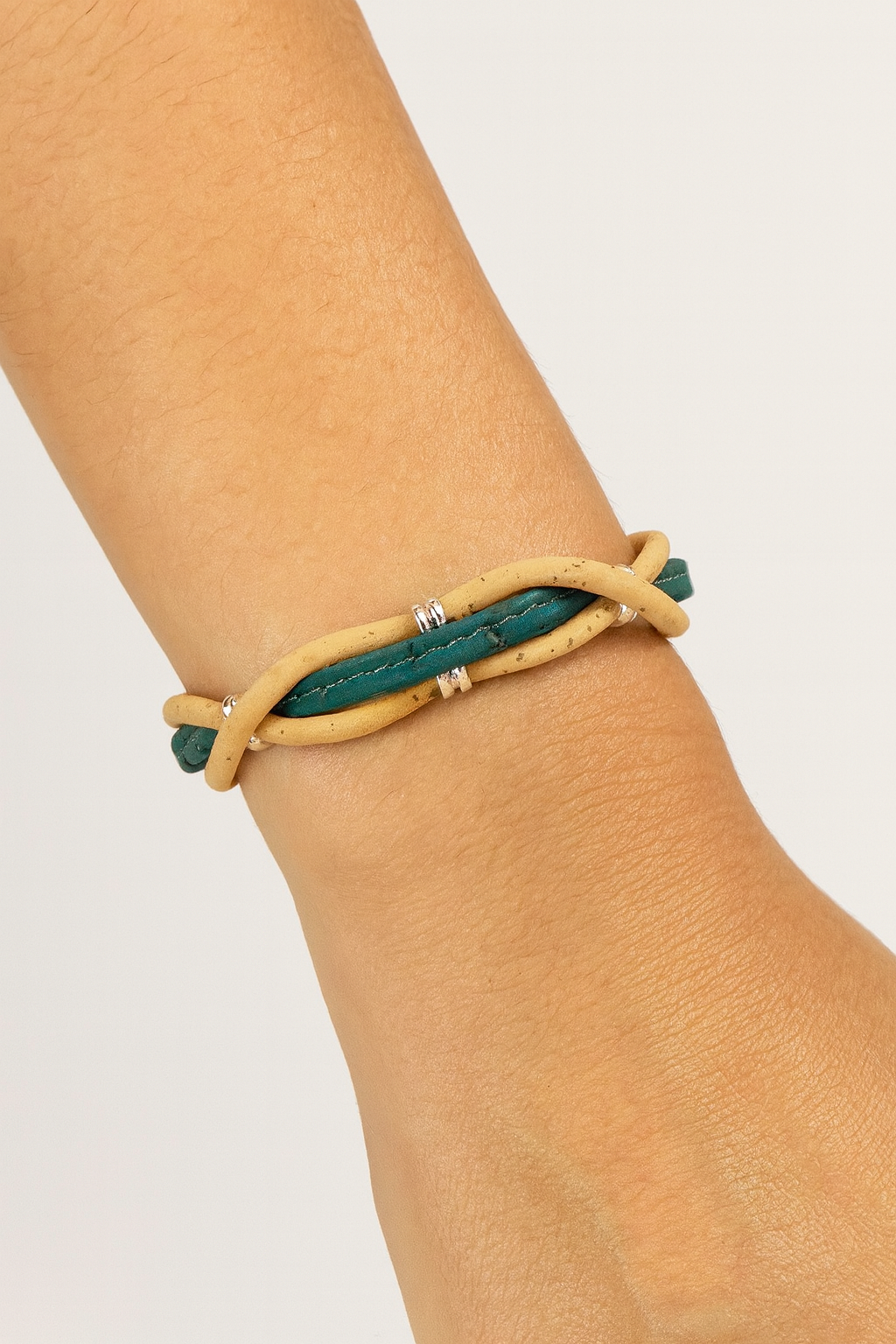 Natural cork and accessories Hand-woven cork bracelet for women